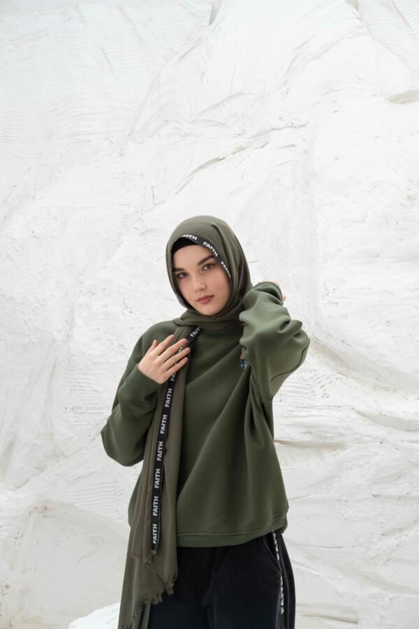 Printed Crew Neck Olive Sweatshirt - Image 2
